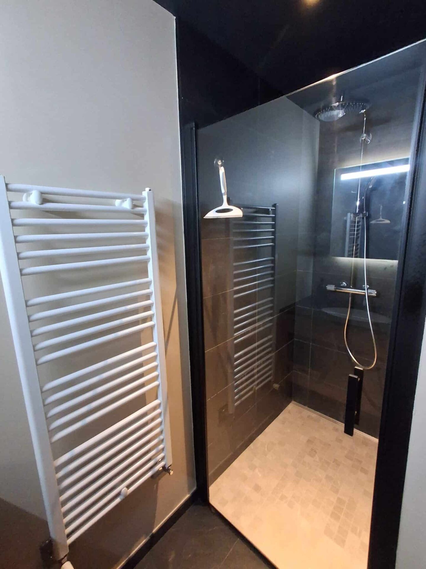 Salle de bain rénovée par Millaris Energies