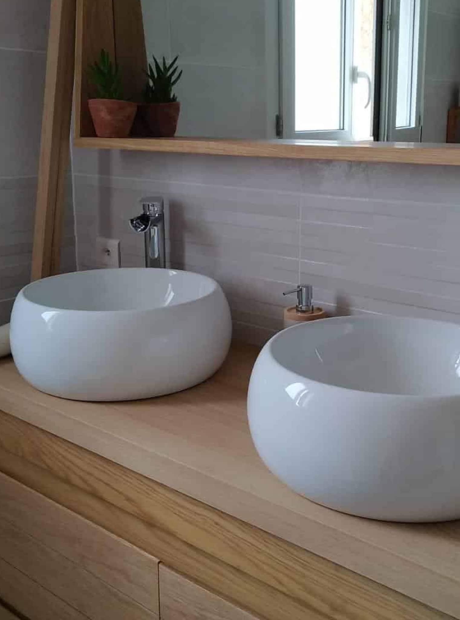 Salle de bain rénovée par Millaris Energies en Ariège